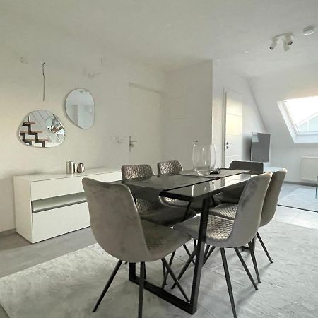 F10 Apartments Улм Екстериор снимка
