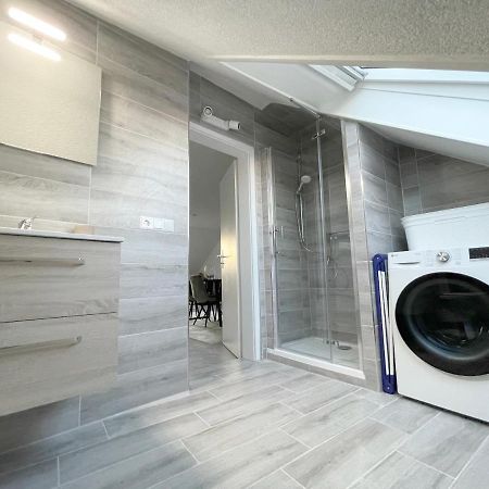 F10 Apartments Улм Екстериор снимка