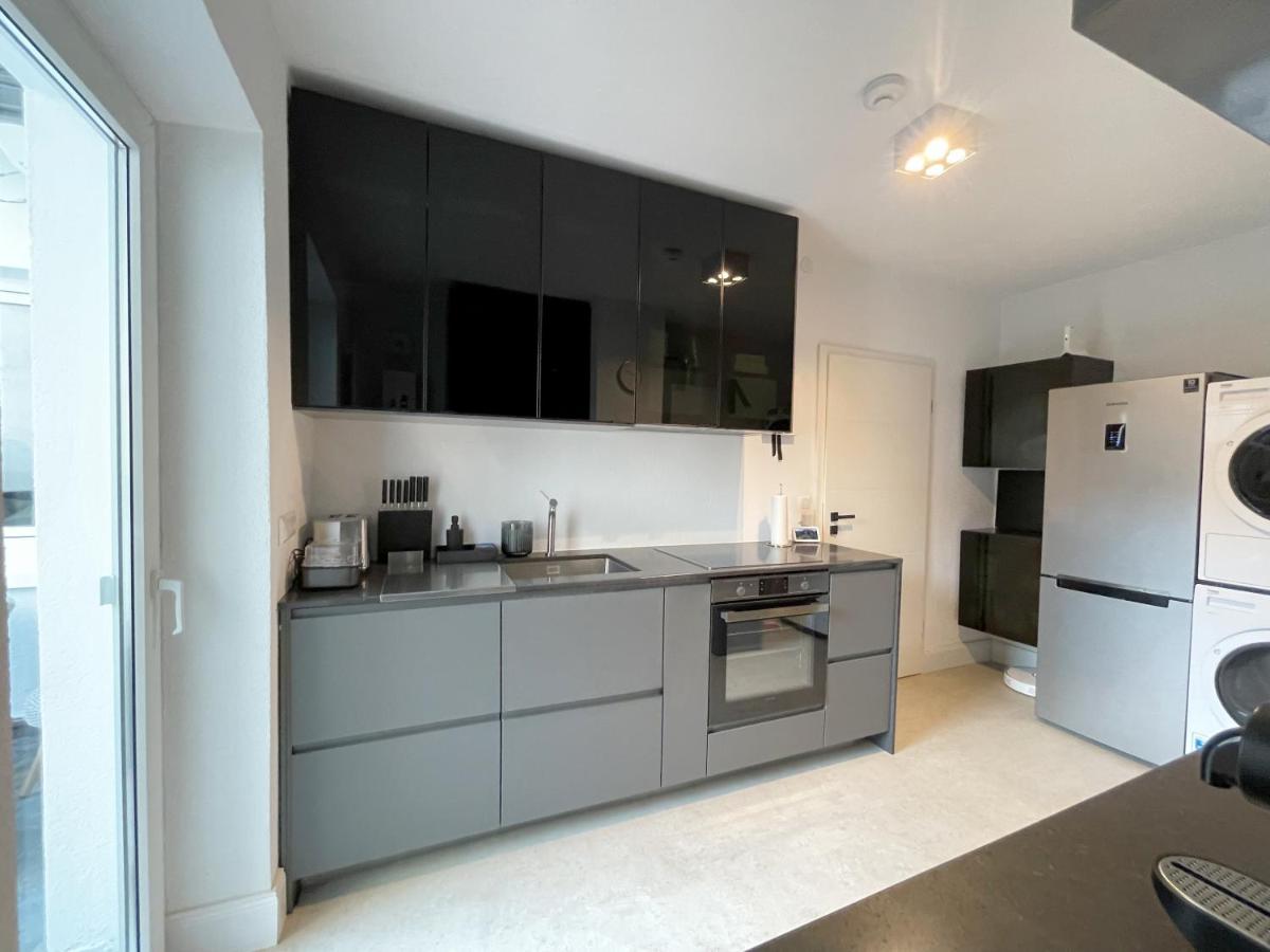 F10 Apartments Улм Екстериор снимка