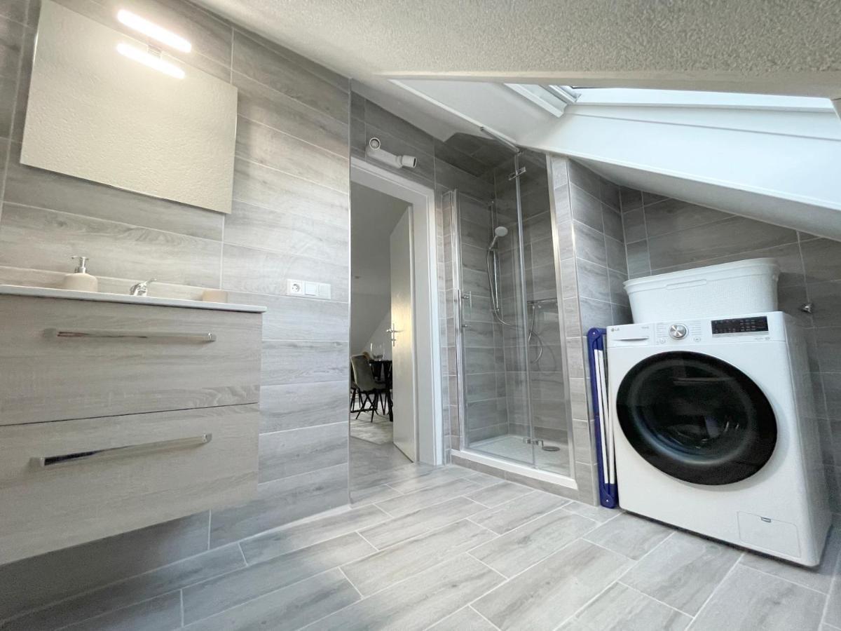 F10 Apartments Улм Екстериор снимка