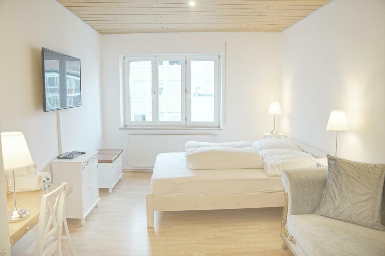 F10 Apartments Улм Екстериор снимка